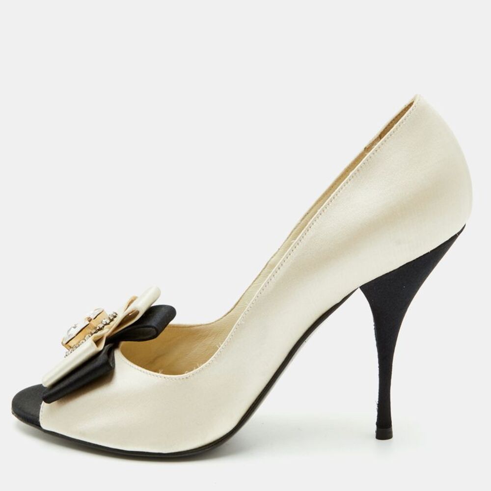 Casadei Crystal Bow Size 40 Cream/black Satin Peep Toe Pumps